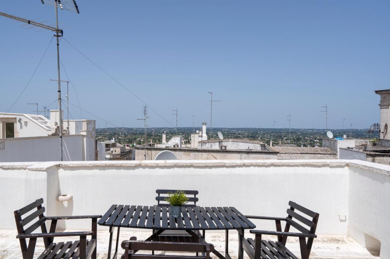 Vico II Terrace Apartment A Step From Piazza Roma Martina Franca Exterior photo